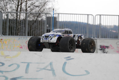 Traxxas New E-Maxx