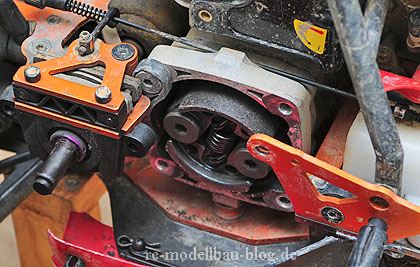 kupplungsglockenhalter-montieren-hpi-baja-5b-2
