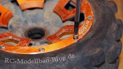 Schrauben reindrehen Schrauben reindrehen
