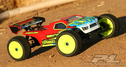 Proline BullDog Karosserie für RC8T